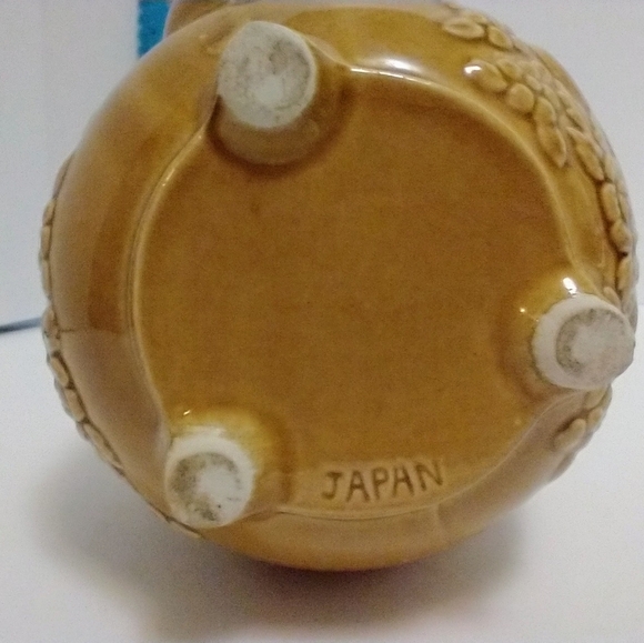 Brown ceramic Tea Time teapot - Picture 10 of 10